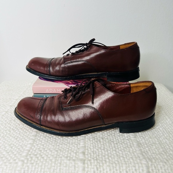 Stacy Adams‎ Mens Classic Leather Dress Cognac Cap- Toe Shoes Size 8 1/2 - Picture 1 of 10
